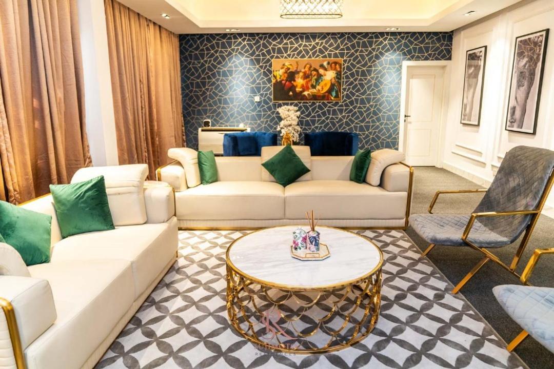 Sujimoto Residences Macdonald Lagos Buitenkant foto