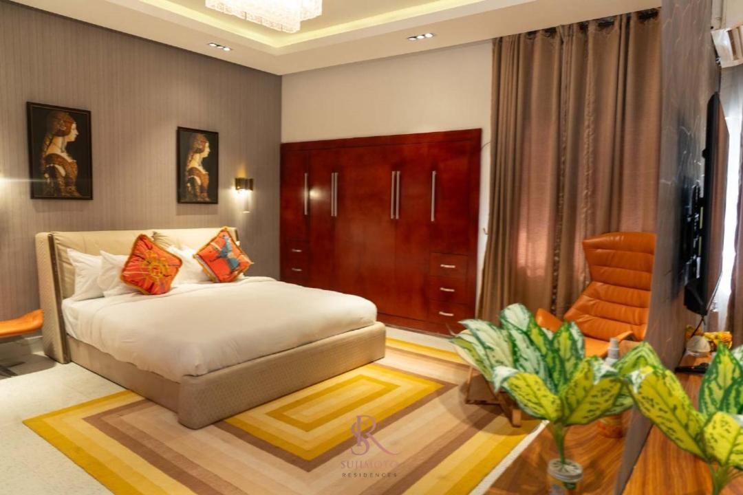 Sujimoto Residences Macdonald Lagos Buitenkant foto