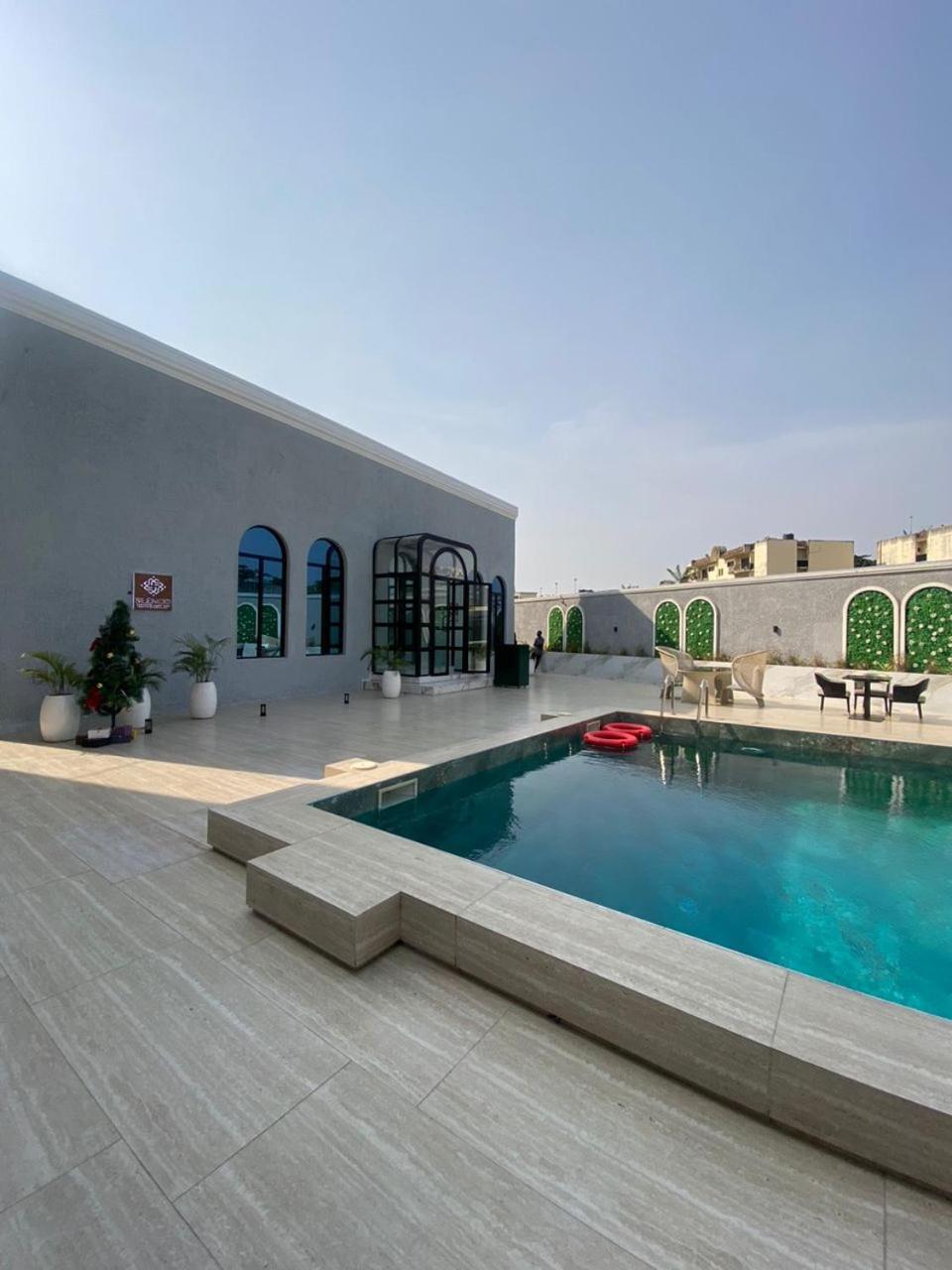 Sujimoto Residences Macdonald Lagos Buitenkant foto